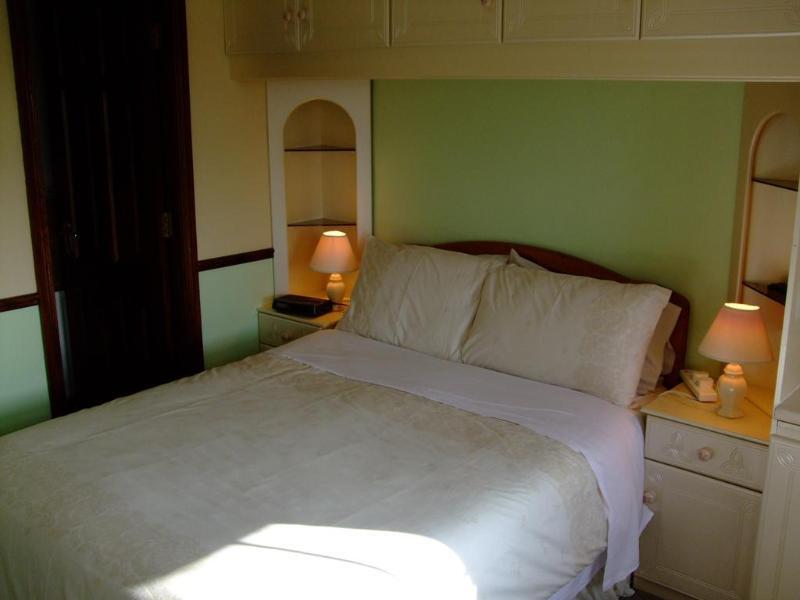 Church View House Gorteen  ภายนอก รูปภาพ